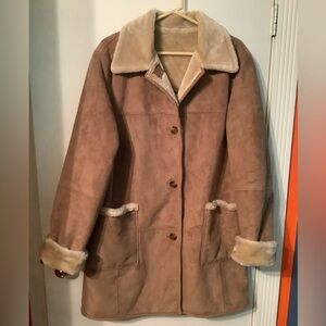 Vintage style ladies coat